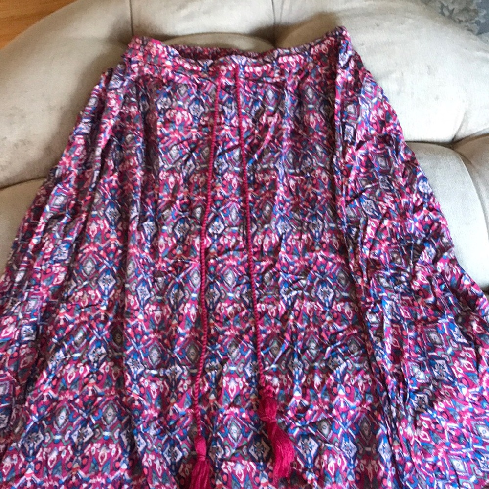 Hollister skirt size small